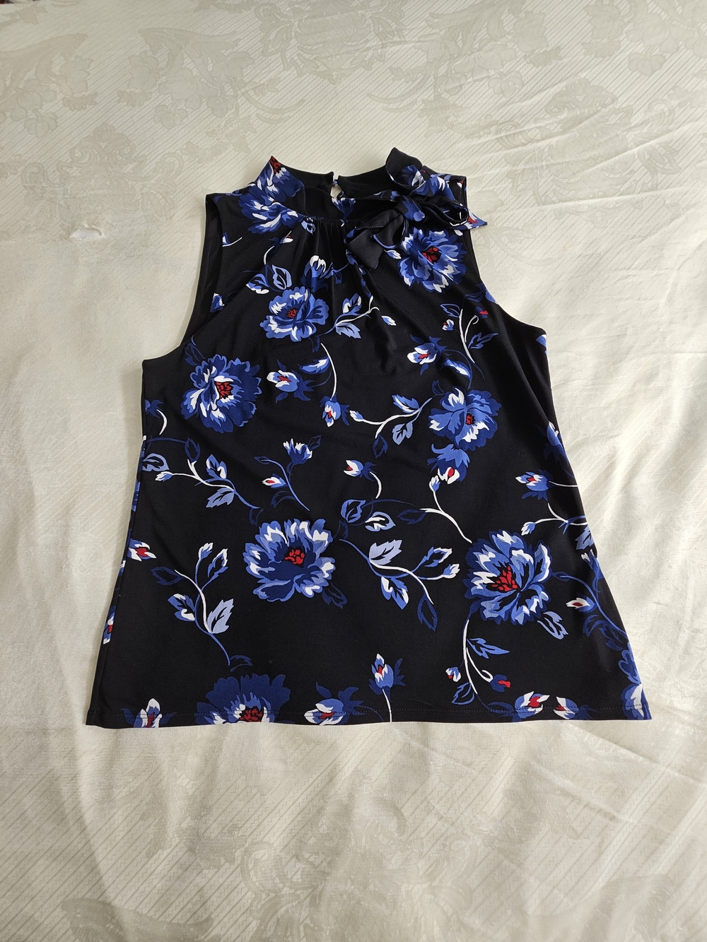 White House Black Market Blue Floral Tie Neck Halter Top Blouse Medium